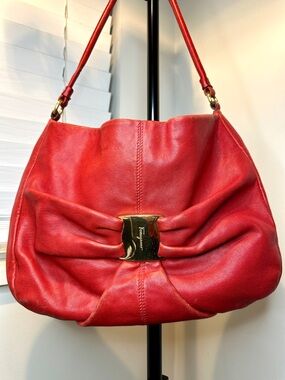 Salvatore Ferragamo Red Leather Purse Bag Vara Gold Tote Vintage Auth Handbag